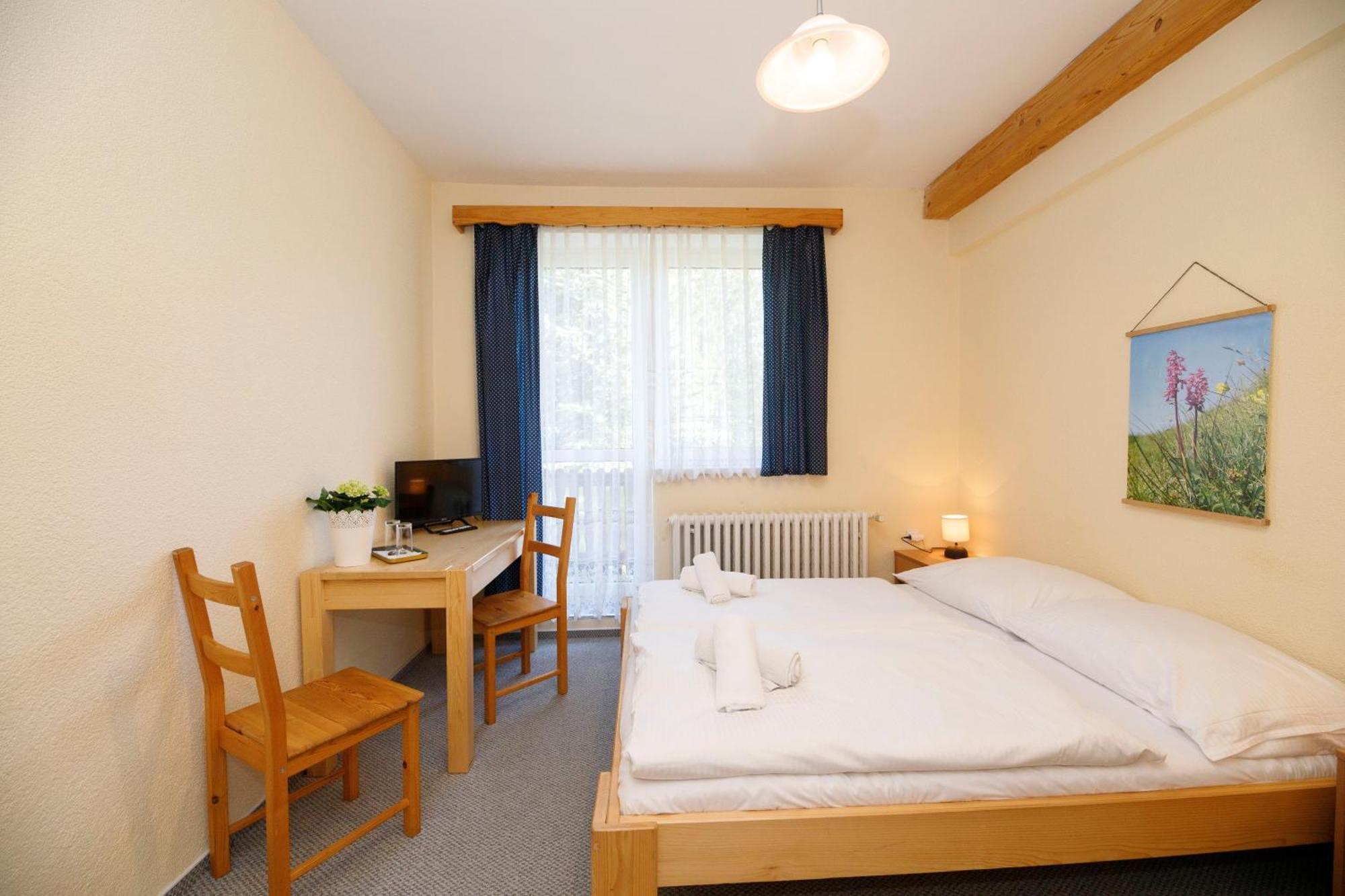 Horsky Hotel Kycerka Velké Karlovice Buitenkant foto