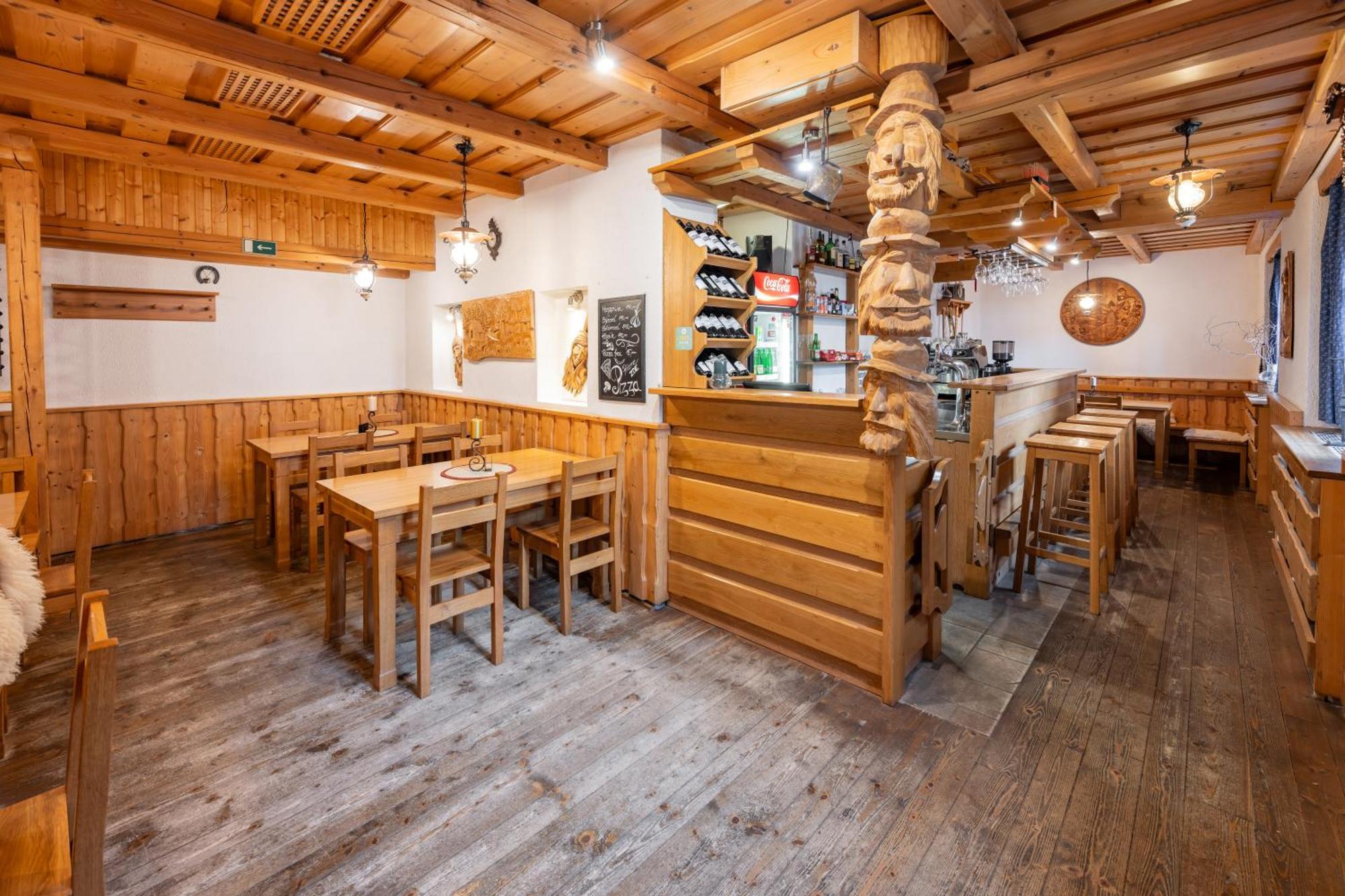 Horsky Hotel Kycerka Velké Karlovice Buitenkant foto